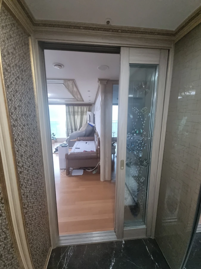 거실 3짝 슬라이딩 중문 개폐 불량 수리 서울 강남 시공 후